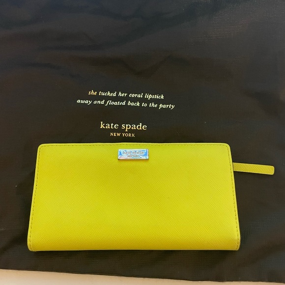 kate spade Handbags - Kate Spade Wallet